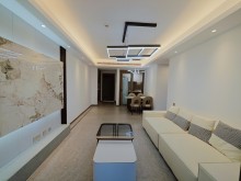 山水华府 3室2厅2卫 95.00m² 2980元/月