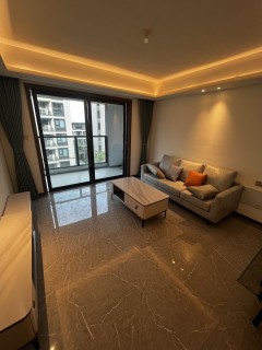 西郊半岛(公寓住宅) 3室2厅2卫 96.70m² 2200元/月