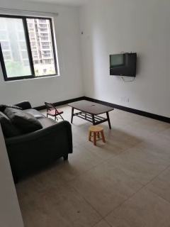 清风泰安苑西区 2室1厅1卫 70.00m² 1300元/月