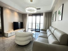 江上臻园 4室2厅2卫 145.00m² 4880元/月