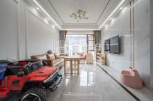 融创微风之城(公寓住宅) 4室2厅3卫 147.58m² 280万