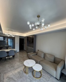 西郊半岛(公寓住宅) 3室2厅2卫 92.13m² 2600元/月