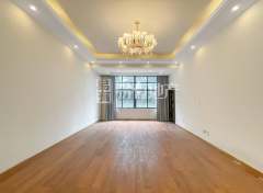 秀水山庄 4室2厅2卫 266.38m² 10000元/月