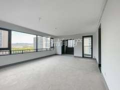 望钰和府南区 4室2厅2卫 160.00m² 230万