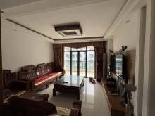 容大五环城市花园 3室2厅2卫 130.00m² 3000元/月