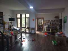 富春红郡(公寓住宅) 3室2厅3卫 211.34m² 3000元/月