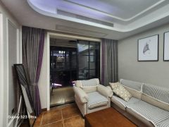 九龙仓世纪华府 3室2厅2卫 103.61m² 140万