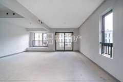 九龙仓雍景山(公寓住宅) 3室2厅3卫 139.34m² 195万