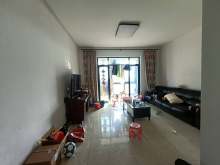 施家园花苑 4室2厅2卫 120.00m² 2300元/月