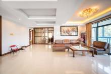 容大五环城市花园 4室2厅2卫 157.00m² 145万