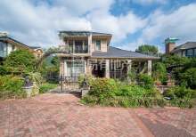 九龙山庄(别墅) 4室2厅3卫 272.81m² 1300万