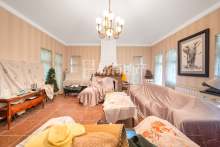 九龙山庄(别墅) 4室2厅3卫 272.81m² 1300万