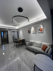 碧桂园铂玺湾 3室2厅2卫 98.02m² 2600元/月