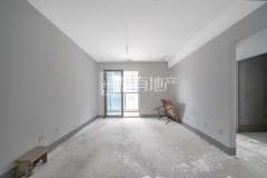 秦忆荣府北区 3室2厅2卫 124m² 148万
