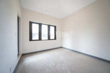 万科玖望(别墅) 4室2厅4卫 180m² 538万