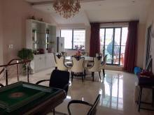 东吴公馆 3室2厅3卫 197m² 400万