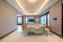 绿城云栖桃花源(别墅) 7室2厅4卫 296.12m² 2000万