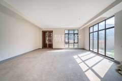 万科君望(别墅) 4室2厅4卫 296.51m² 700万