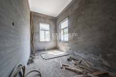 富春江花苑 5室2厅5卫 373.00m² 1150万