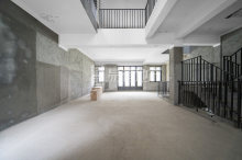 绿城富春玫瑰园 4室2厅4卫 256m² 750万