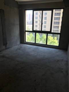 文居学府 3室2厅2卫 96.00m² 160万