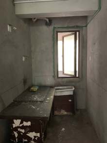 澳海香樟苑 3室2厅1卫 93m² 148万