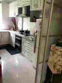 富春街道 3室2厅 97.3m² 190万