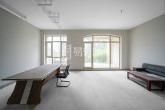 绿城富春玫瑰园 5室3厅5卫 340.76m² 800万