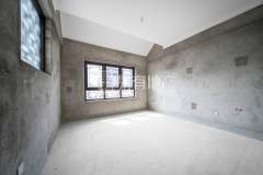 绿城富春玫瑰园 5室2厅3卫 285.00m² 780万