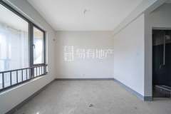 逸城(公寓住宅) 4室2厅2卫 113m² 135万