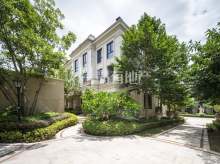 绿城富春玫瑰园 4室3厅4卫 250m² 850万