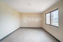 浪漫香槟(东区) 3室2厅2卫 123.76m² 115万