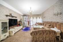 飞虹丁香花园 4室2厅2卫 166m² 210万