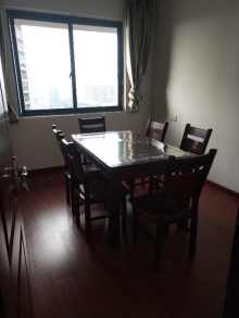 虎山雅苑 3室2厅2卫 134.19m² 3200元/月