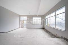 鸣翠桃源（别墅） 8室3厅5卫 306.41m² 500万