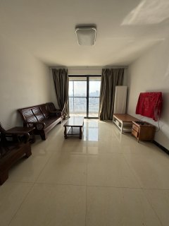 虎山雅苑 3室2厅2卫 159.9m² 2500元/月