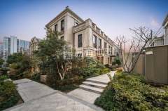 九龙仓雍景山(别墅) 3室2厅3卫 160.48m² 530万