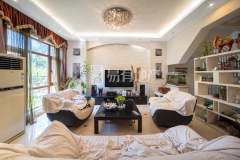 云水山居(别墅) 4室2厅2卫 205.26m² 500万