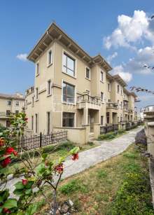 云水山居（别墅） 4室2厅4卫 234m² 430万