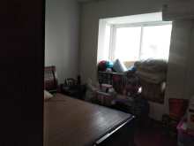 峰华花苑 4室2厅1卫 140m² 230万