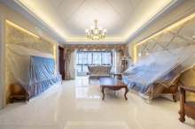 复城国际 4室2厅2卫 180.00m² 360万