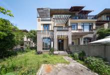 云水山居(别墅) 4室2厅4卫 270.00m² 680万