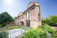 富春红郡(别墅) 4室2厅3卫 320.8m² 550万