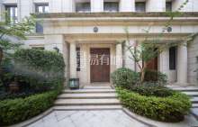 绿城富春玫瑰园 4室2厅3卫 238m² 680万