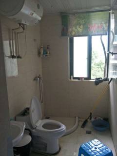 横桥沈合苑 4室2厅2卫 120m² 4500元/月