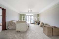 颐景山庄(公寓住宅) 3室2厅2卫 171m² 297万