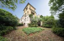 上林湖 5室3厅7卫 280m² 880万