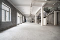 绿城富春玫瑰园 5室2厅4卫 302.82m² 1160万