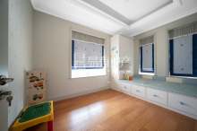 绿城富春玫瑰园 4室2厅3卫 263.94m² 1200万