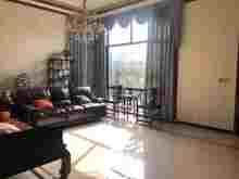 逸城别墅 4室3厅3卫 233.75m² 800万